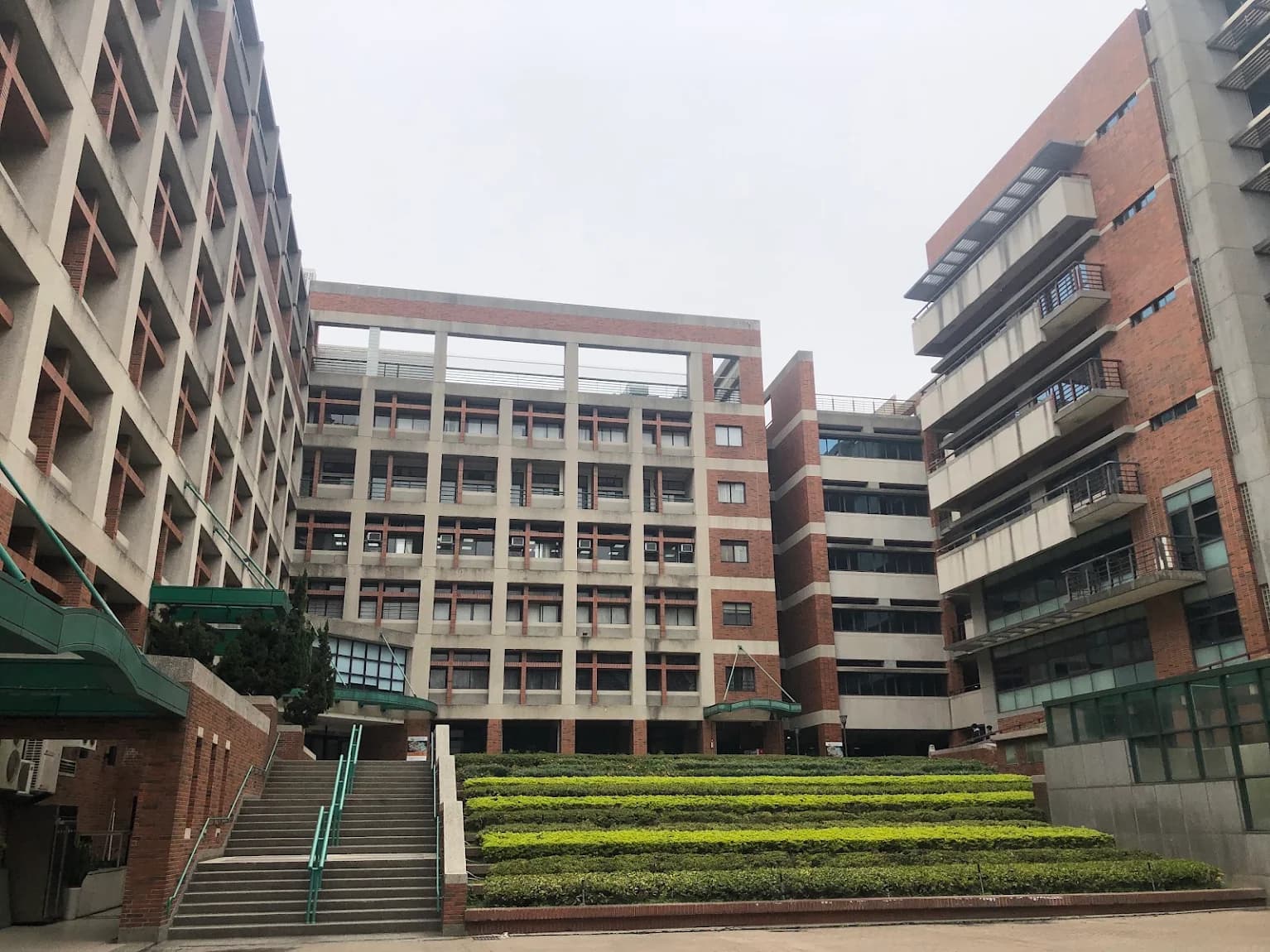 Thông tin tuyển sinh Đại học KHKT Hoằng Quang kỳ thu 2026 7 Đại học KHKT Hoằng Quang