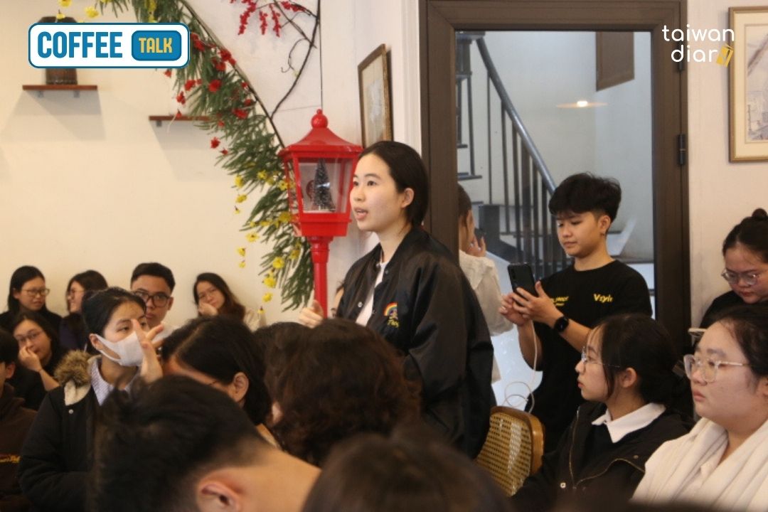 Mở đầu năm 2025 Bùng Nổ - Coffee Talk: Du học Đài Loan Học Bổng Chương trình Tiếng Anh 17 Taiwan Diary Coffee Talk 2025: Săn học bổng chương trình tiếng Anh