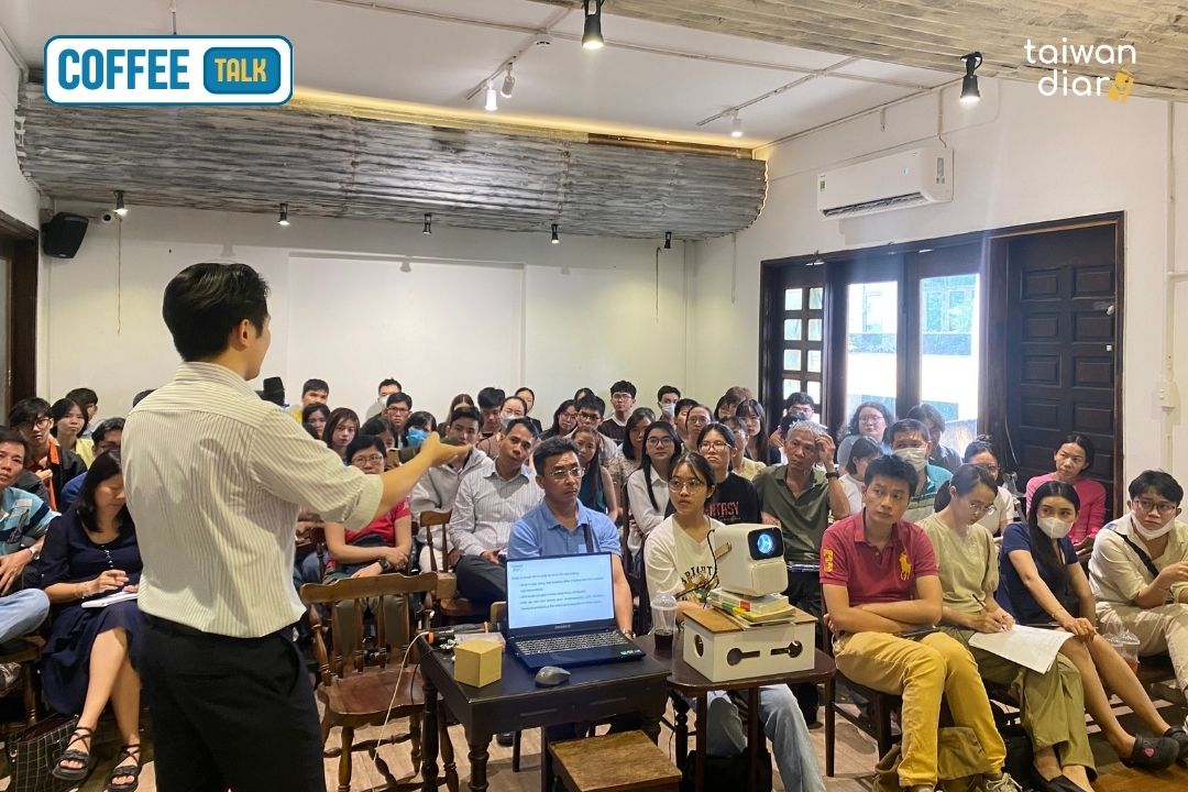 Mở đầu năm 2025 Bùng Nổ - Coffee Talk: Du học Đài Loan Học Bổng Chương trình Tiếng Anh 4 Taiwan Diary Coffee Talk 2025: Săn học bổng chương trình tiếng Anh